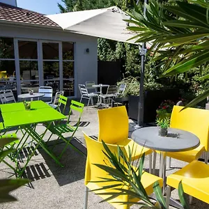 Premiere Classe Lyon Sud - - Pierre Benite Hotel